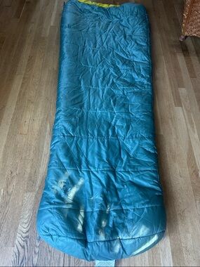 L.L. BEAN ADVENTURE 30 F REG. SLEEPING BAG EXCELLENT 76 X 34 INCHES CAMPING